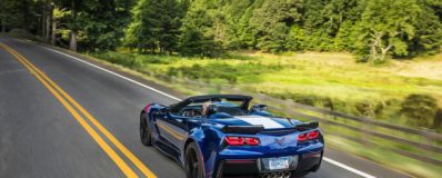 Дээвэр нээгддэг суудлын тэрэг